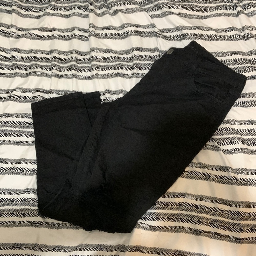 American Eagle Black distressed jeans🖤